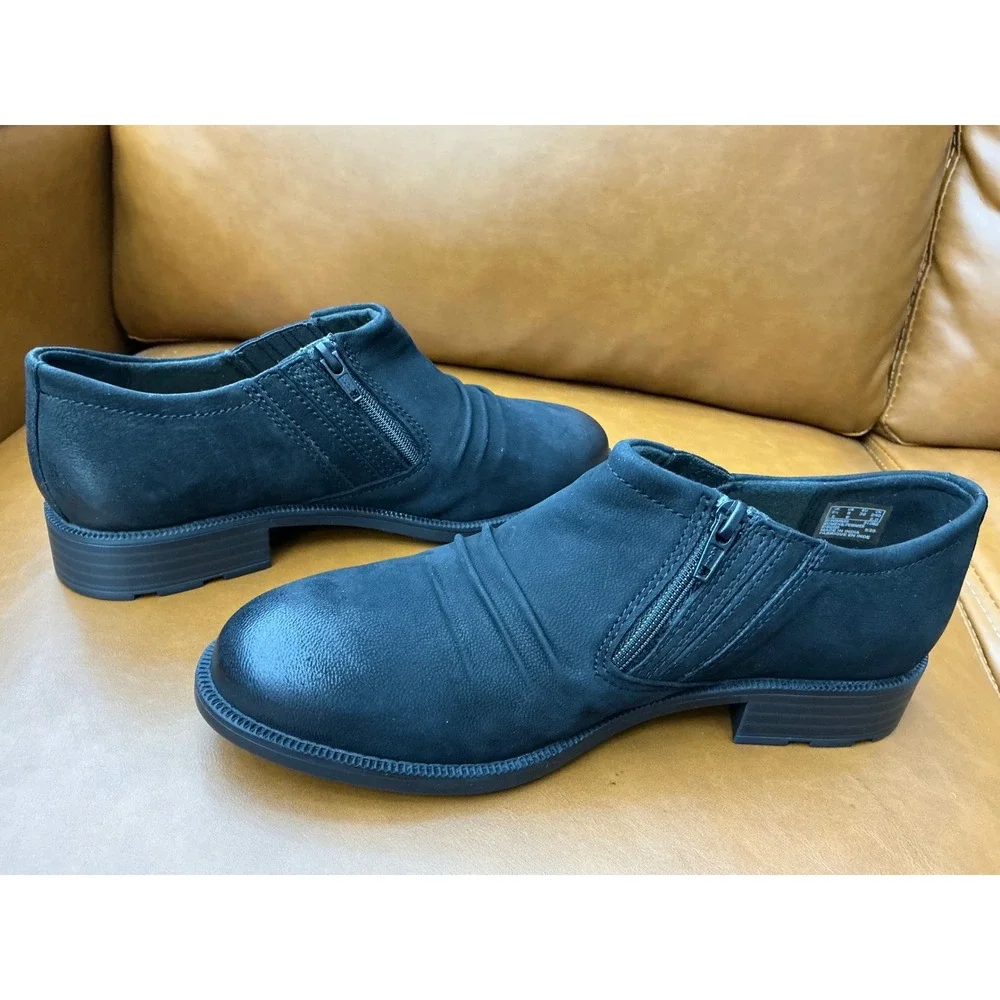 Clarks adalynn ezra